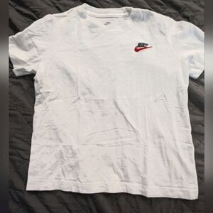 Nike White Classic Short Sleeve Tee Classic Design